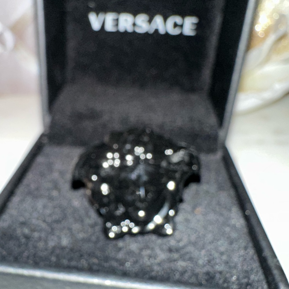 Versace enamel ring NEW (Authentic) - Picture 6 of 9